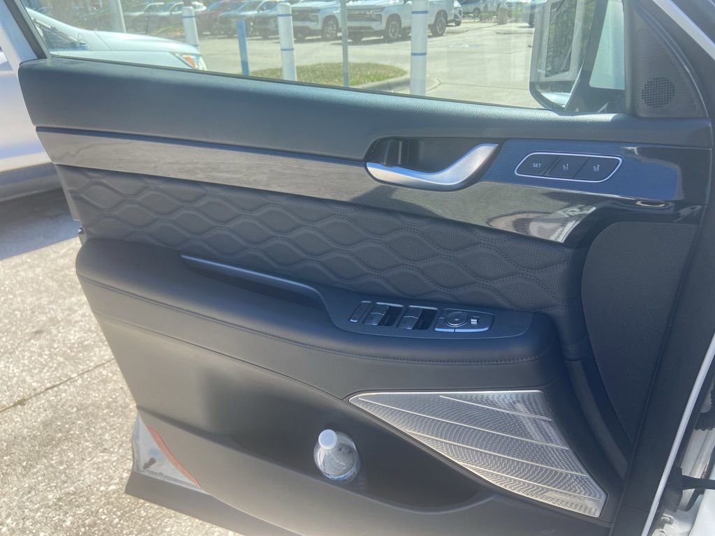 Used 2022 Hyundai Palisade Calligraphy FWD image 5