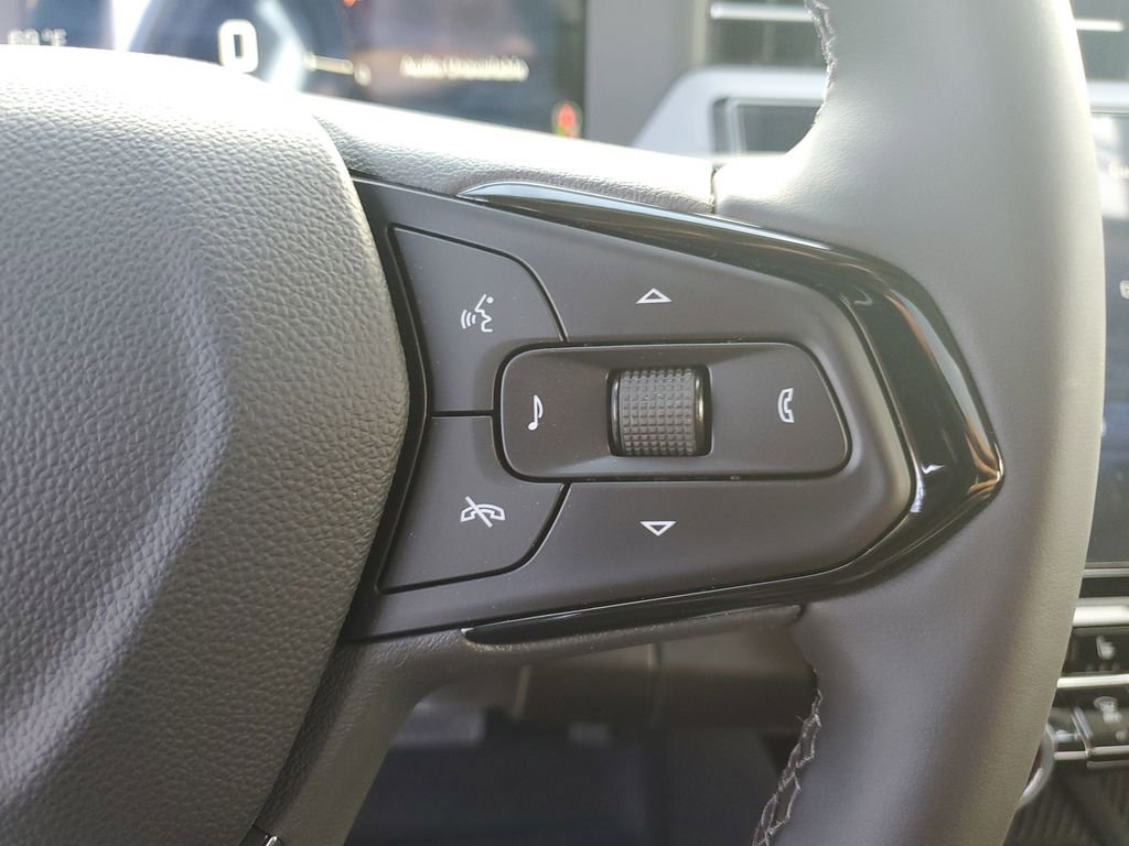 New 2027 Chevrolet Bolt RS w/ Technology Package FWD image 31
