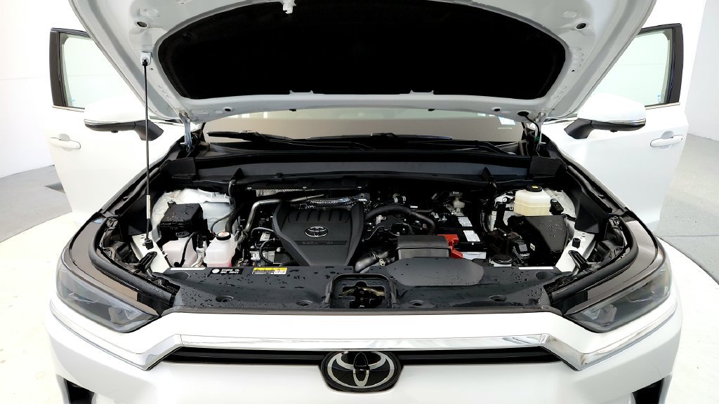 Certified 2025 Toyota Grand Highlander FWD image 22