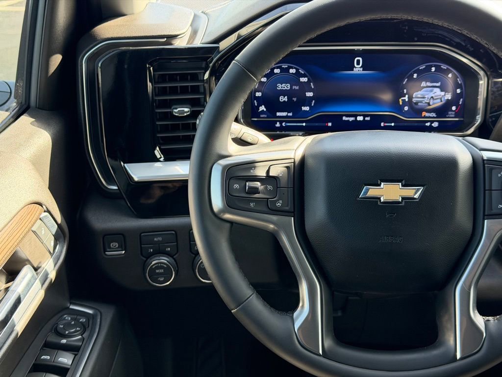 Used 2024 Chevrolet Silverado 1500 LT image 28