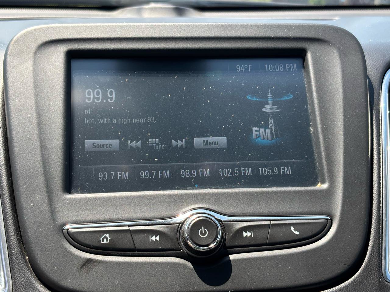 Used 2017 Chevrolet Malibu LT FWD image 24