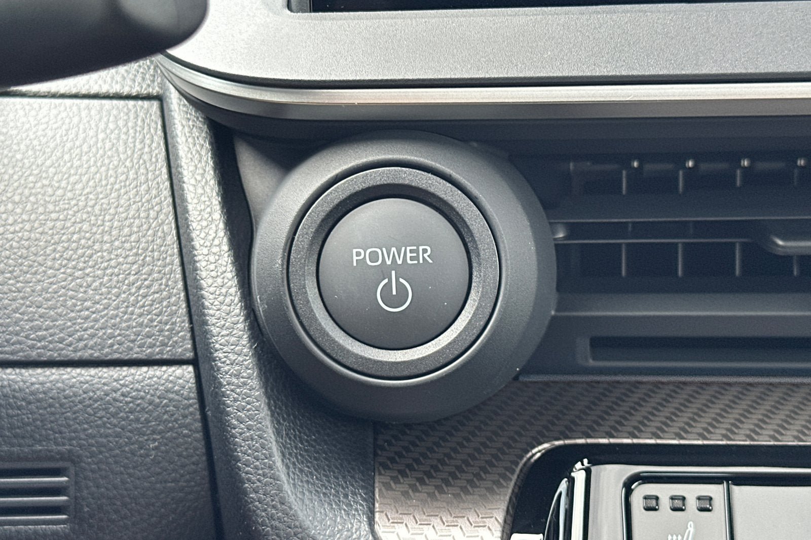 New 2026 Toyota Prius XLE FWD image 22