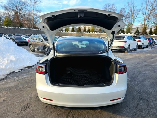 Used 2021 Tesla Model 3 Standard Range Plus image 10
