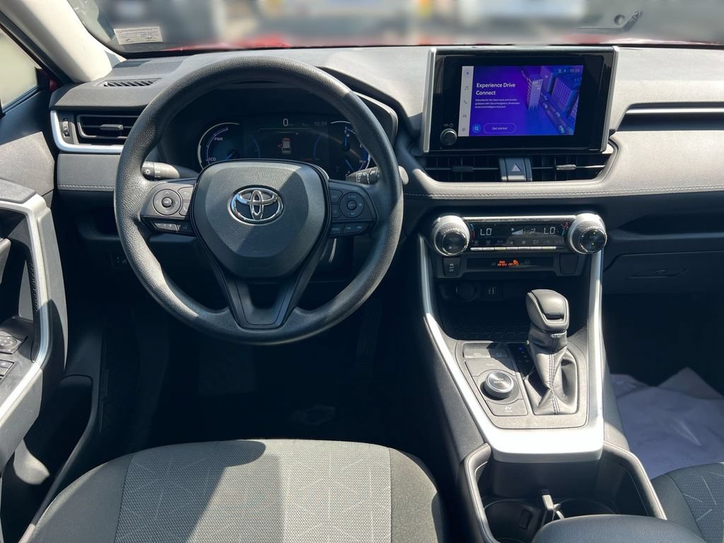 Used 2025 Toyota RAV4 XLE AWD/4WD image 21