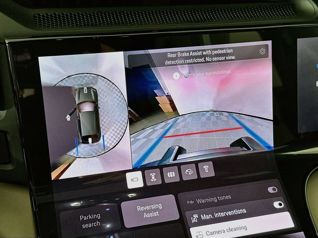 New 2026 Porsche Cayenne Electric AWD/4WD image 17