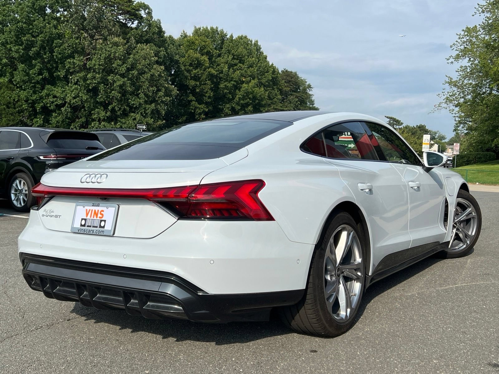 Used 2023 Audi e-tron GT Prestige w/ Prestige Package AWD/4WD image 21
