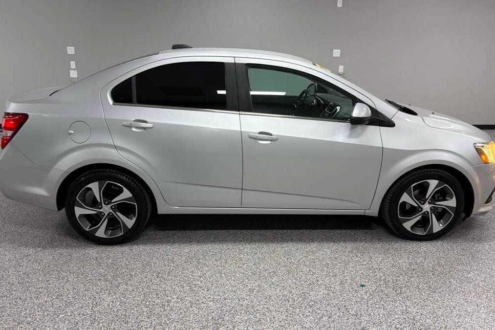 Used 2017 Chevrolet Sonic Premier FWD image 2