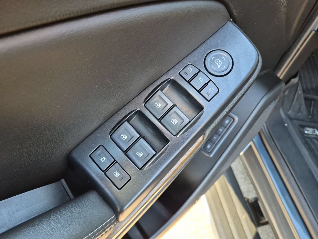 Used 2019 GMC Yukon XL Denali w/ Denali Ultimate Package AWD/4WD image 21