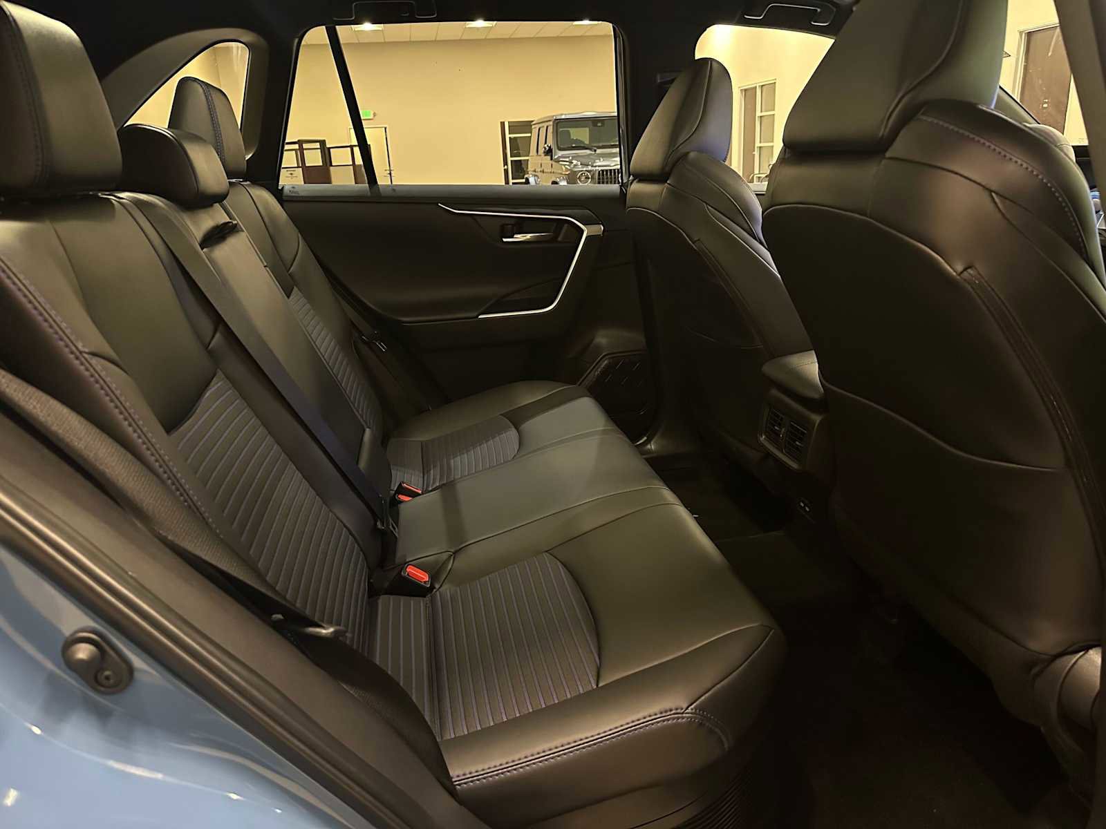 Certified 2025 Toyota RAV4 XSE image 27