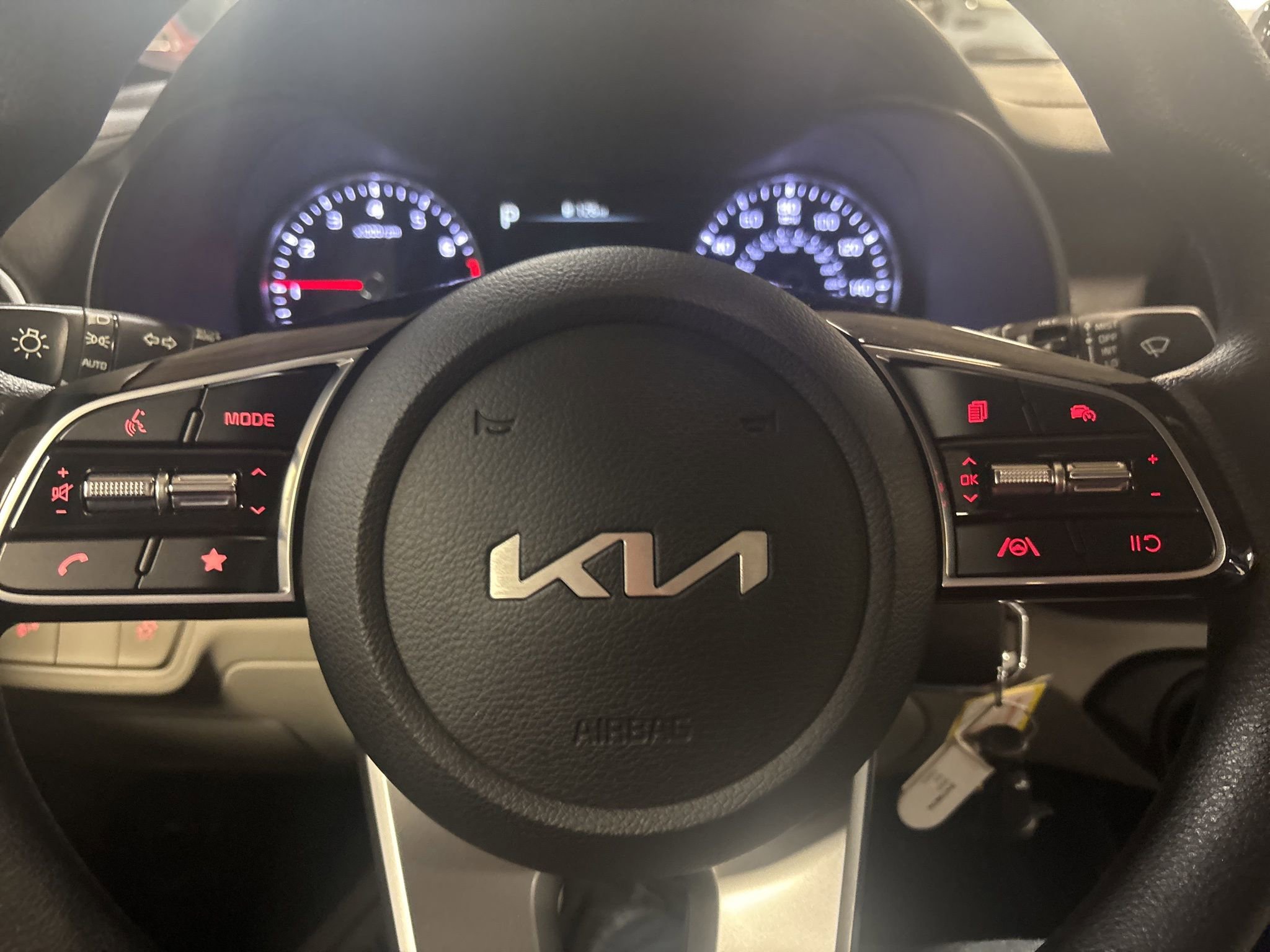 Used 2023 Kia Forte LXS w/ LXS Technology Package image 25