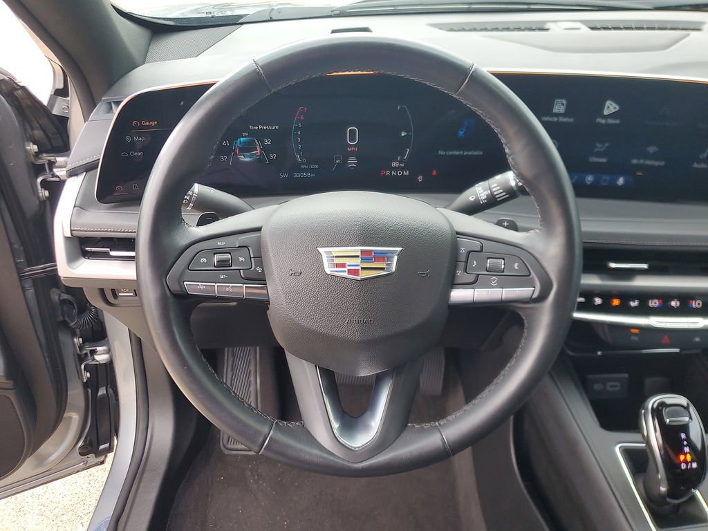 Used 2025 Cadillac XT4 Premium Luxury image 19