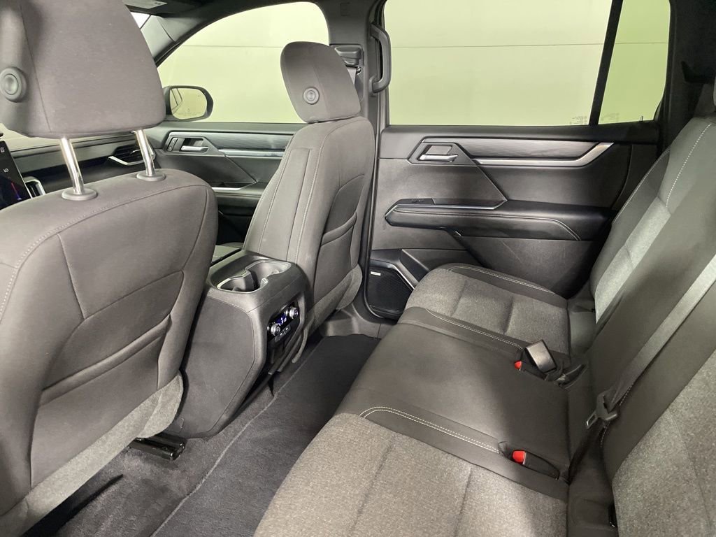 Used 2025 GMC Acadia Elevation image 36