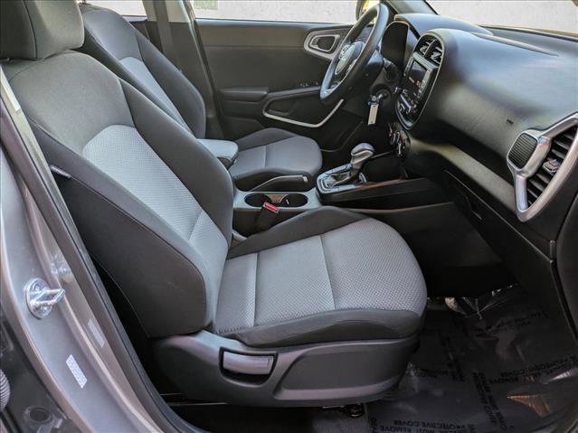 Used 2024 Kia Soul LX w/ Option Group 015 image 19