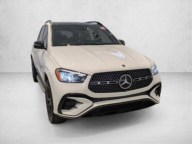 Certified 2025 Mercedes-Benz GLE 580 4MATIC image 3