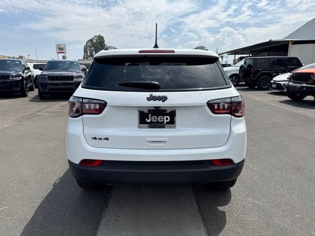 New 2026 Jeep Compass Latitude AWD/4WD image 4
