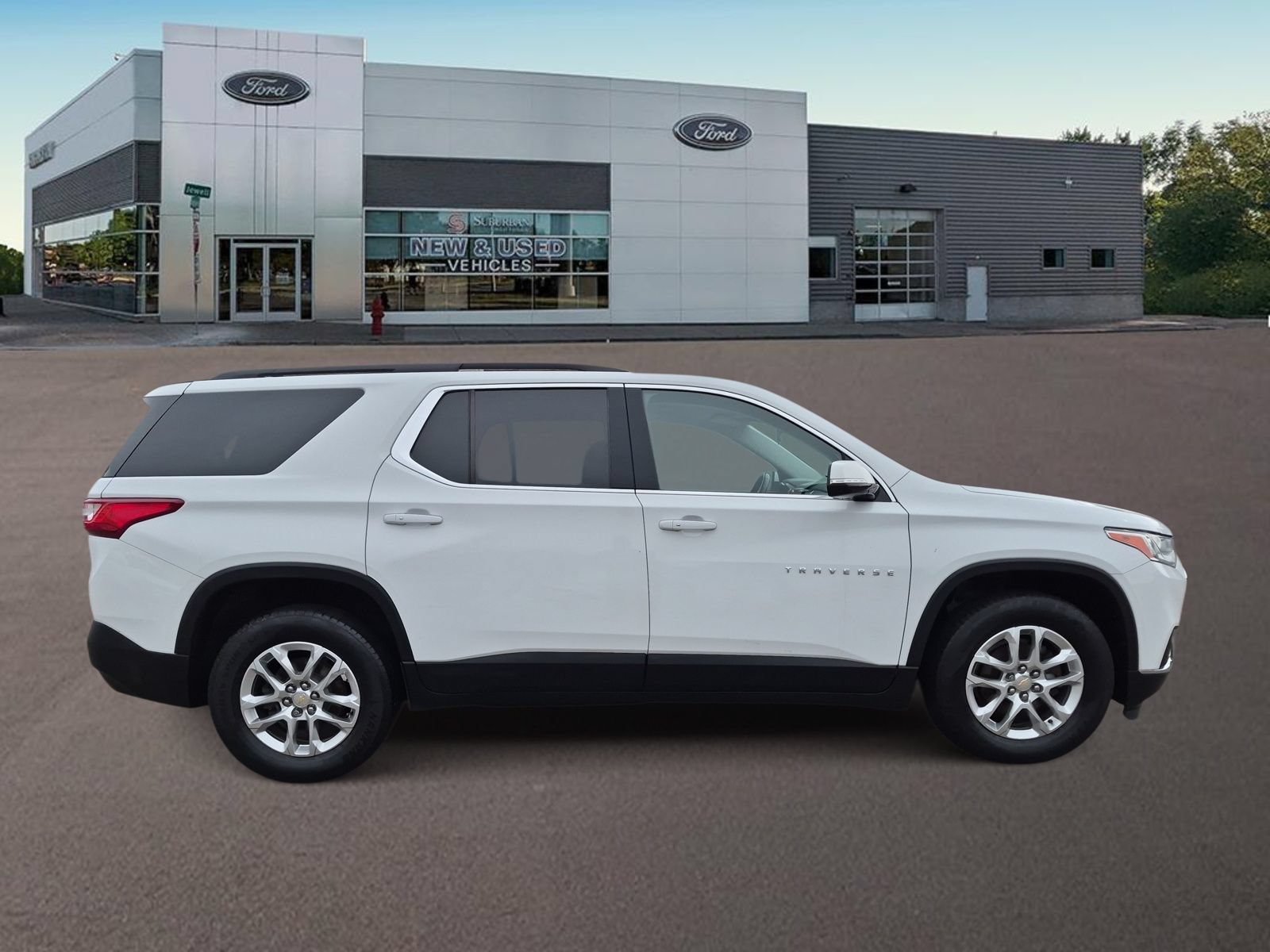 Used 2019 Chevrolet Traverse LT FWD image 10