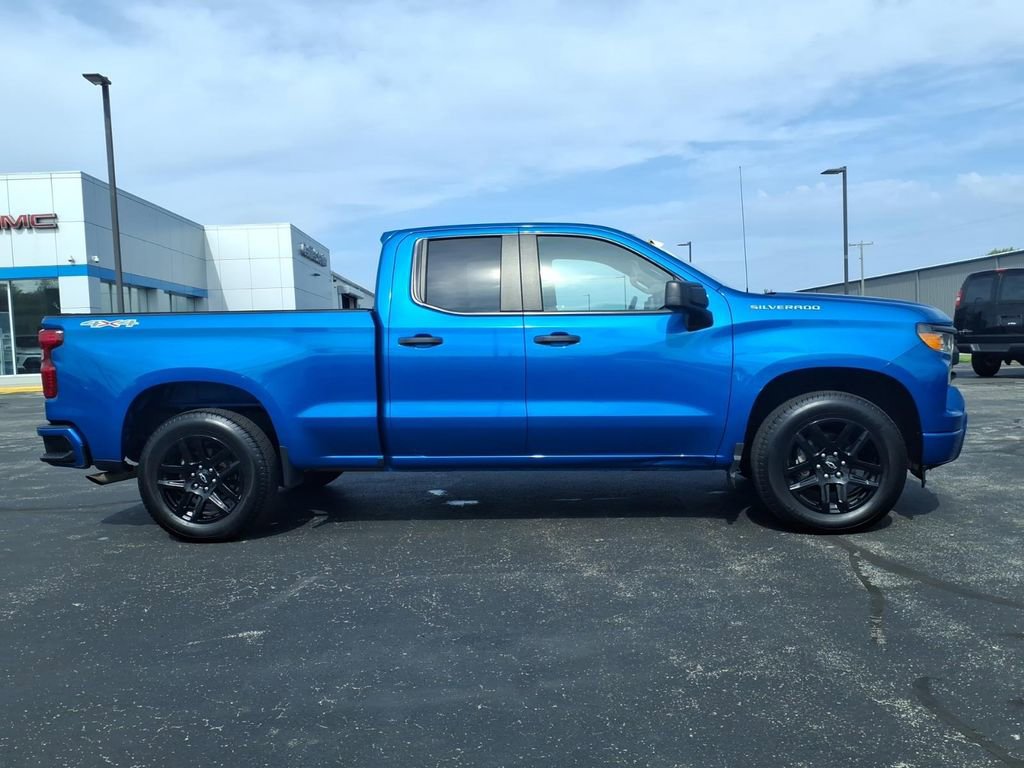 Certified 2022 Chevrolet Silverado 1500 Custom AWD/4WD image 13