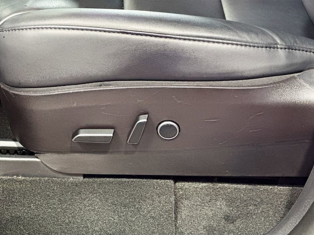 Used 2022 Tesla Model Y Long Range image 20