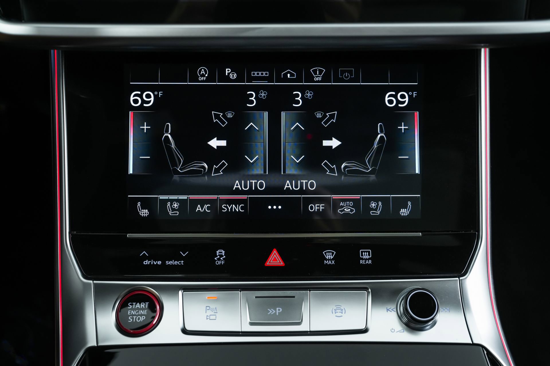 Used 2024 Audi RS 6 performance w/ Matte Carbon Package image 26