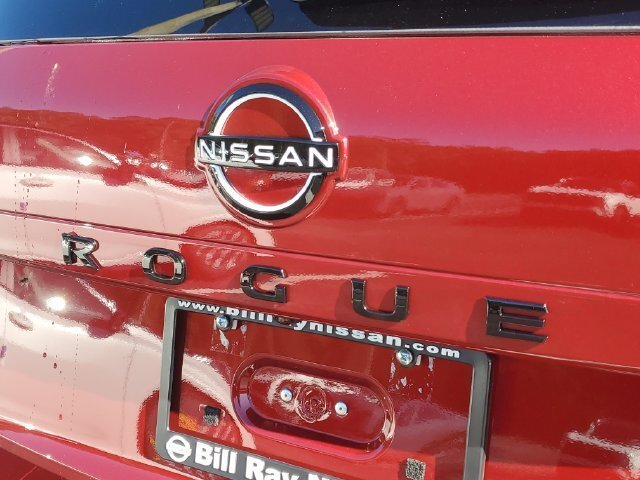 New 2026 Nissan Rogue Dark Armor FWD image 6
