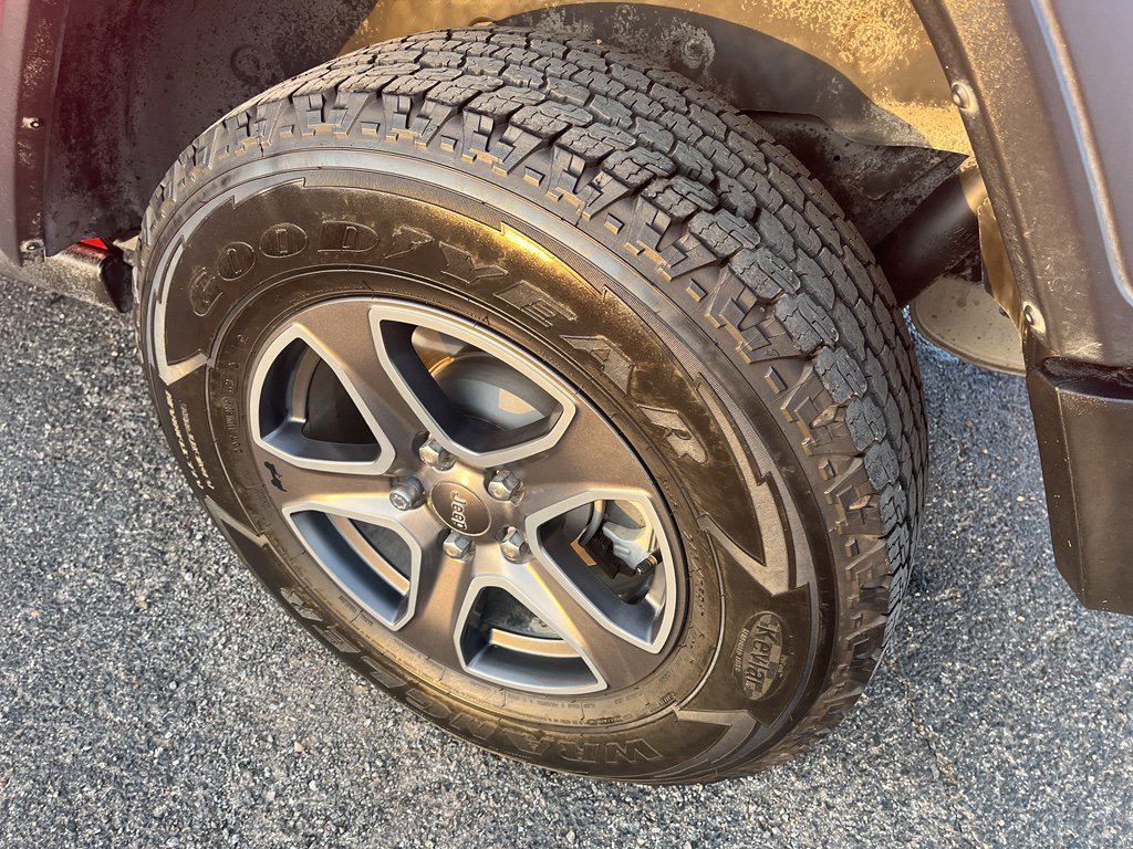 Used 2019 Jeep Wrangler Unlimited Sport S image 19