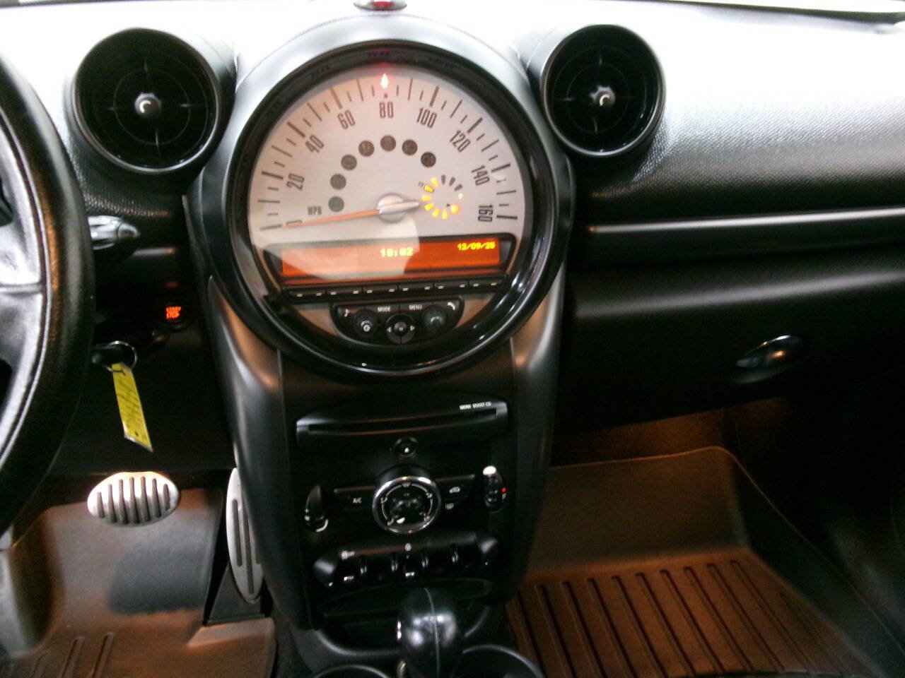 Used 2014 MINI Cooper Countryman S image 31