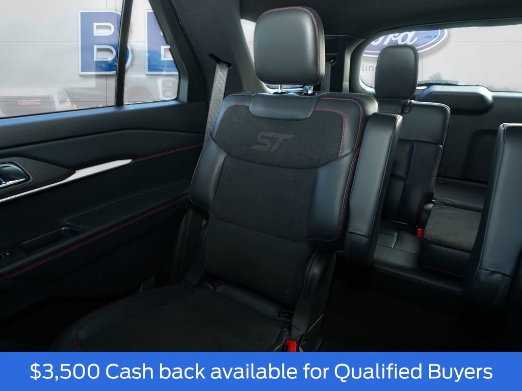 New 2026 Ford Explorer ST image 21