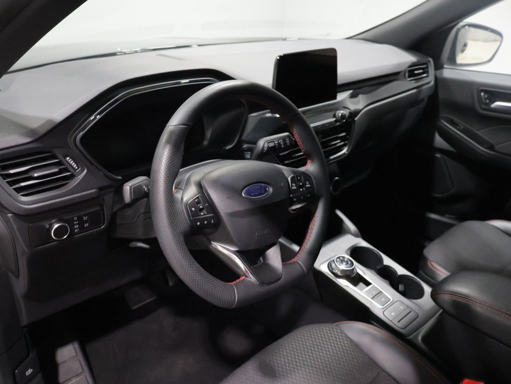 Used 2025 Ford Escape ST-Line image 13