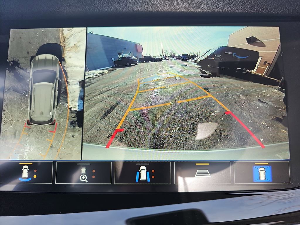 Used 2023 Buick Envision Avenir image 23