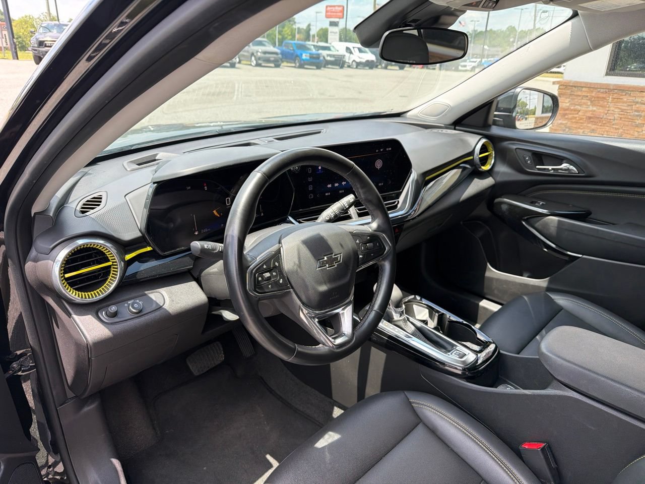 Used 2024 Chevrolet Trax ACTIV FWD image 4