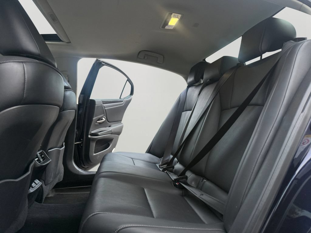 Used 2019 Lexus ES 350 w/ Premium Package FWD image 25