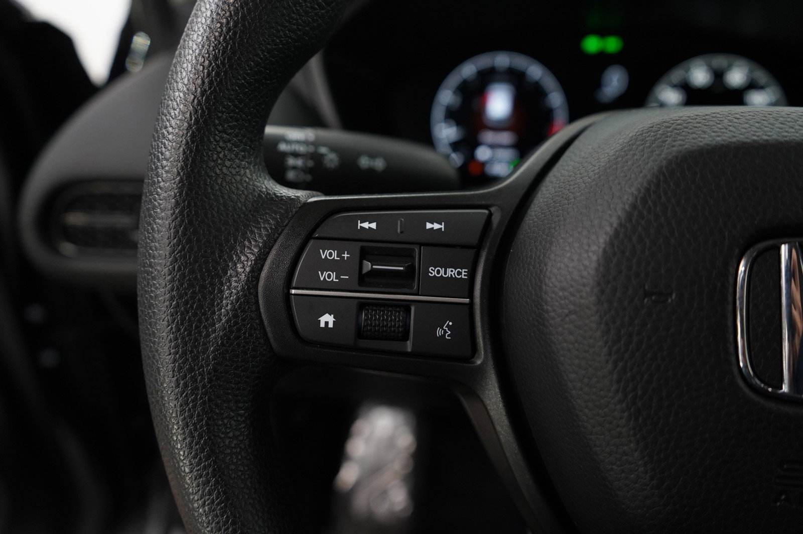 Used 2024 Honda HR-V LX image 18