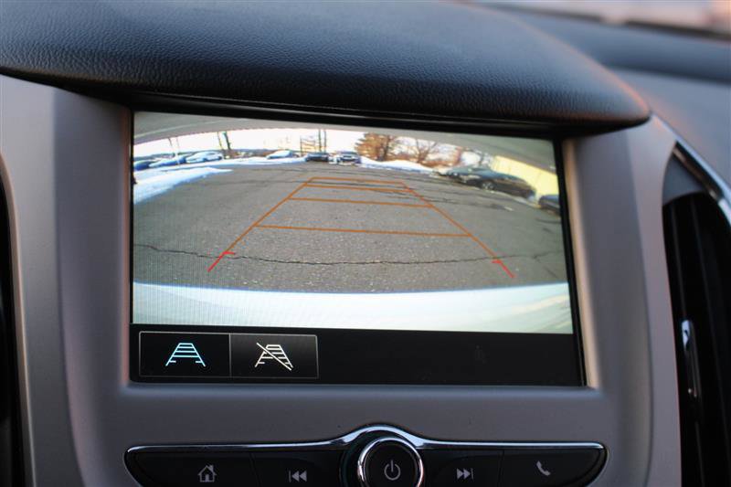 Used 2018 Chevrolet Cruze LS image 14