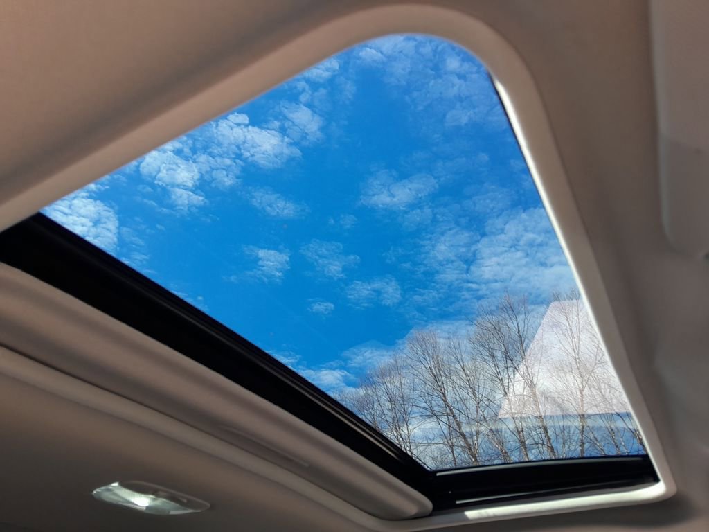 Used 2023 Subaru Crosstrek 2.5i Limited w/ Moonroof Package image 38