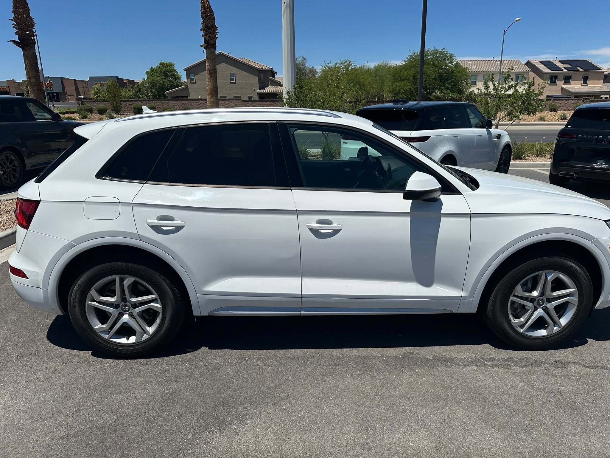 Used 2018 Audi Q5 2.0T Premium w/ Convenience Package AWD/4WD image 3