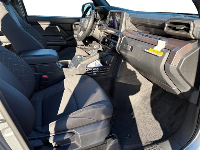 New 2025 Toyota Tacoma SR5 image 11