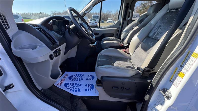 Used 2016 Ford Transit 150 XLT RWD image 34