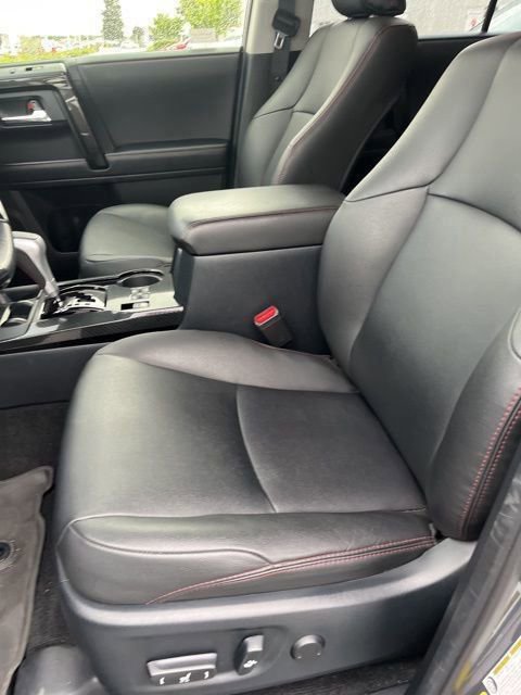 Used 2024 Toyota 4Runner TRD Off-Road Premium w/ Moonroof Package AWD/4WD image 12