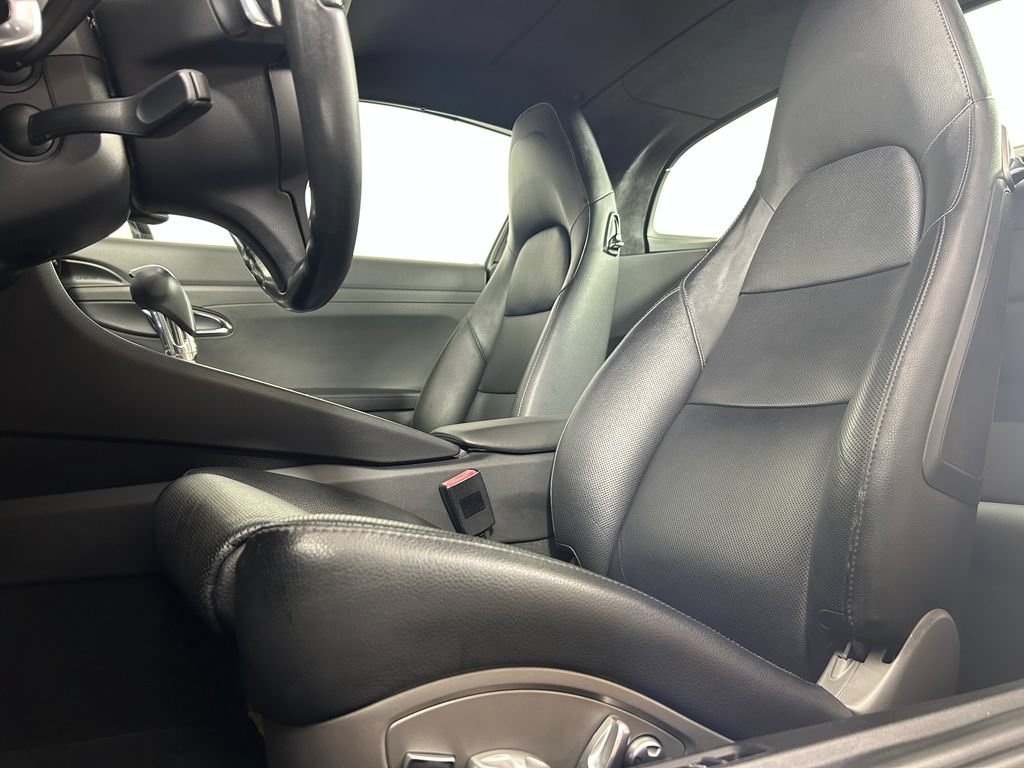 Certified 2016 Porsche 911 Targa 4 AWD/4WD image 5