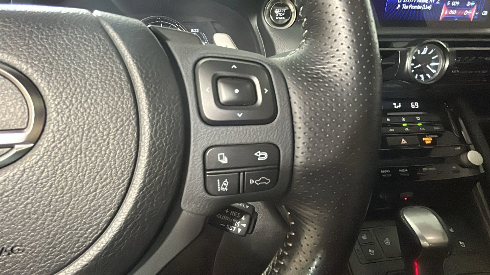 Used 2023 Lexus IS 350 F Sport AWD/4WD image 20