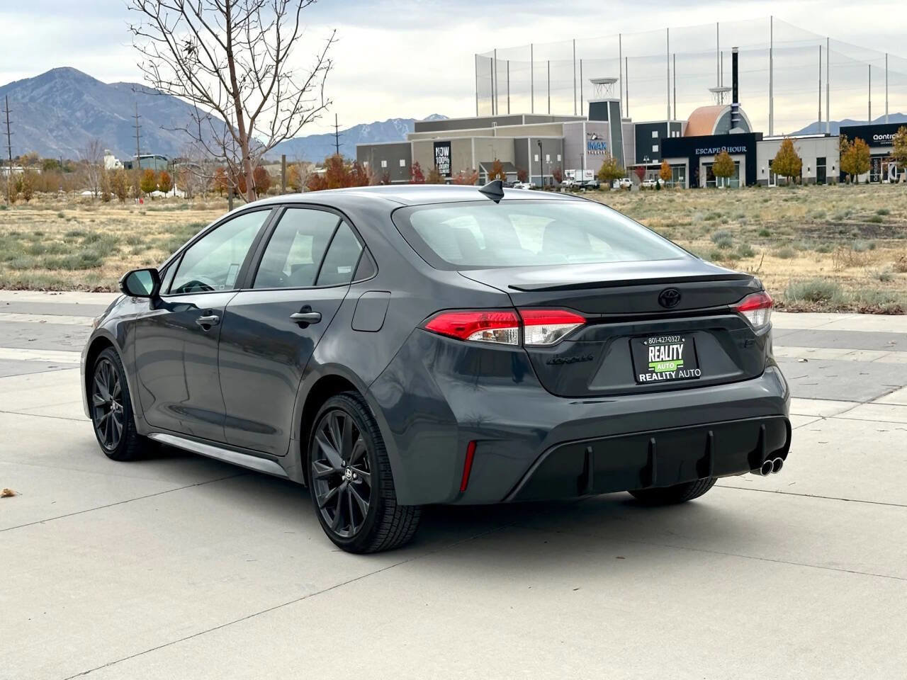 Used 2025 Toyota Corolla SE image 8