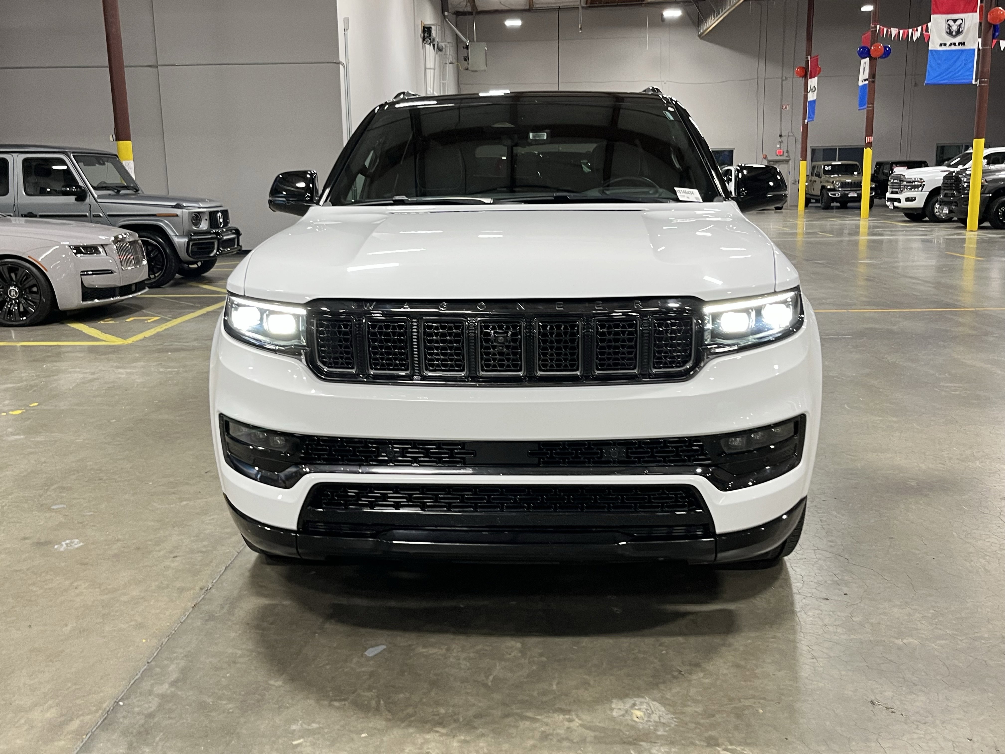 Used 2024 Jeep Grand Wagoneer L Series II w/ Quick Order Packagew 28T image 8