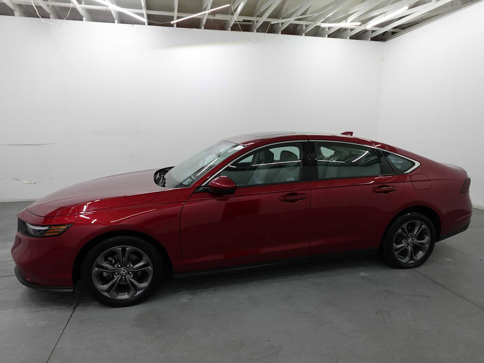 Certified 2024 Honda Accord EX image 8