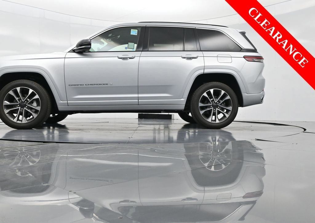 Used 2023 Jeep Grand Cherokee Overland image 46