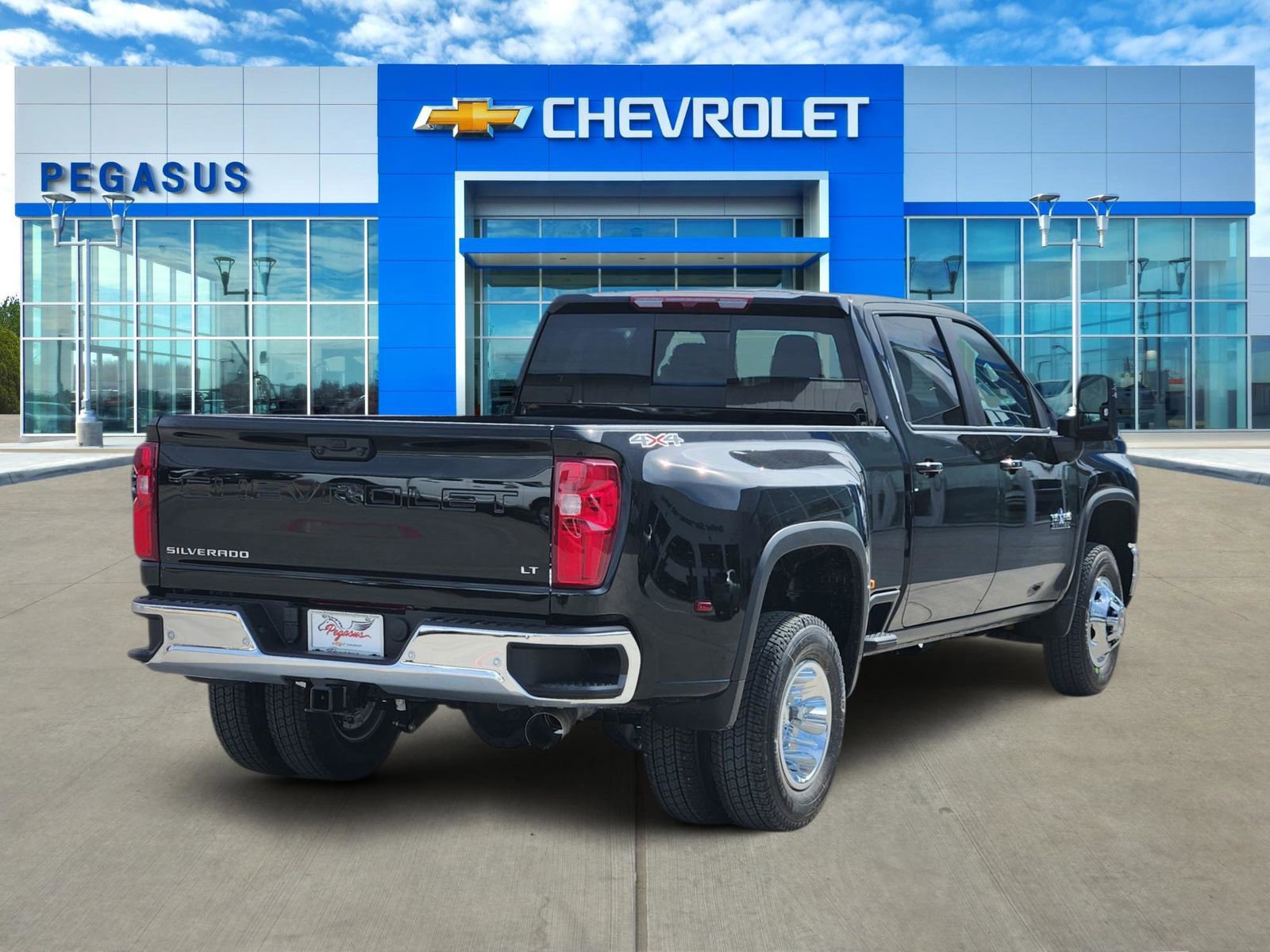 New 2026 Chevrolet Silverado 3500 LT image 5