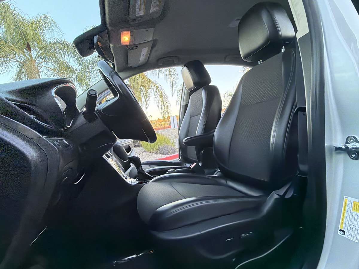 Used 2018 Buick Encore Preferred image 19