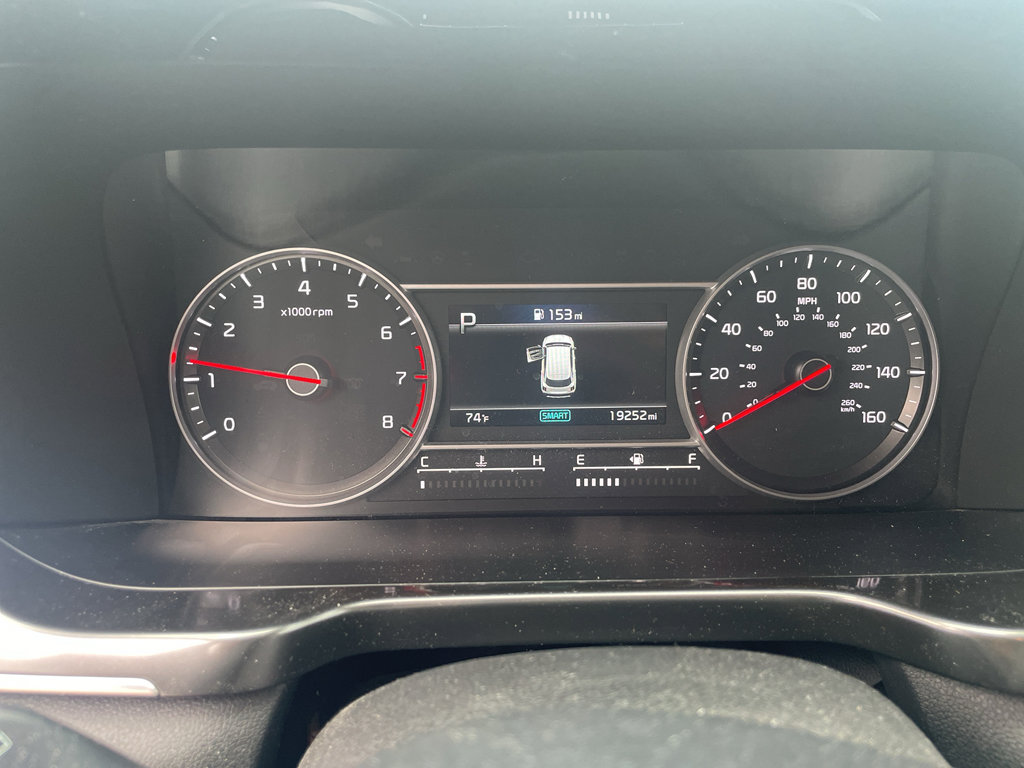 Used 2023 Kia Sorento LX AWD/4WD image 11