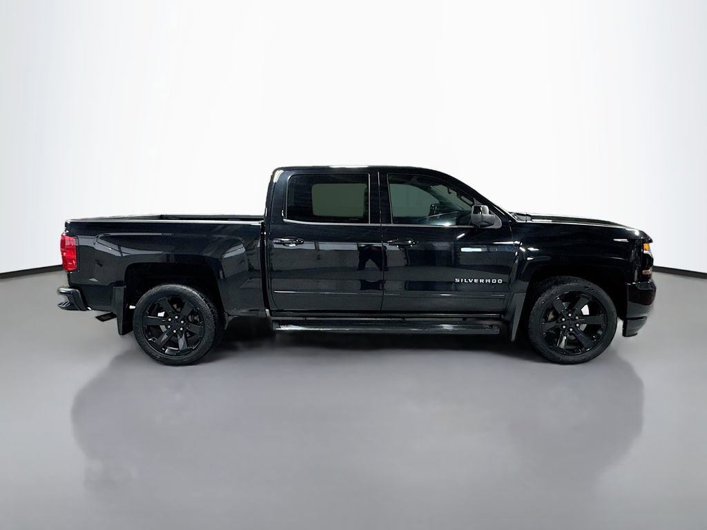Used 2018 Chevrolet Silverado 1500 LT w/ All Star Edition AWD/4WD image 5
