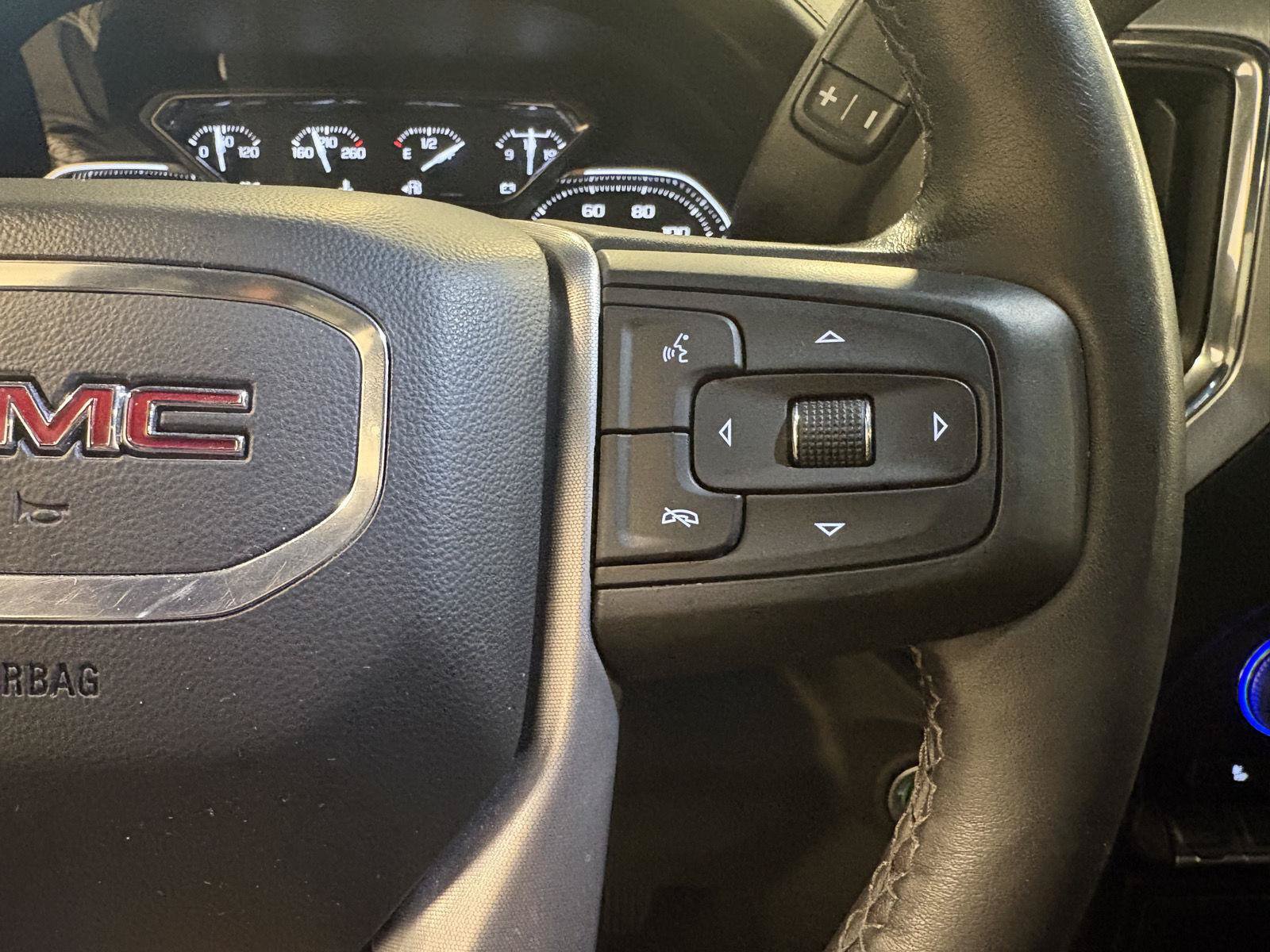 Used 2022 GMC Sierra 1500 Elevation w/ Driver Alert Package I AWD/4WD image 16