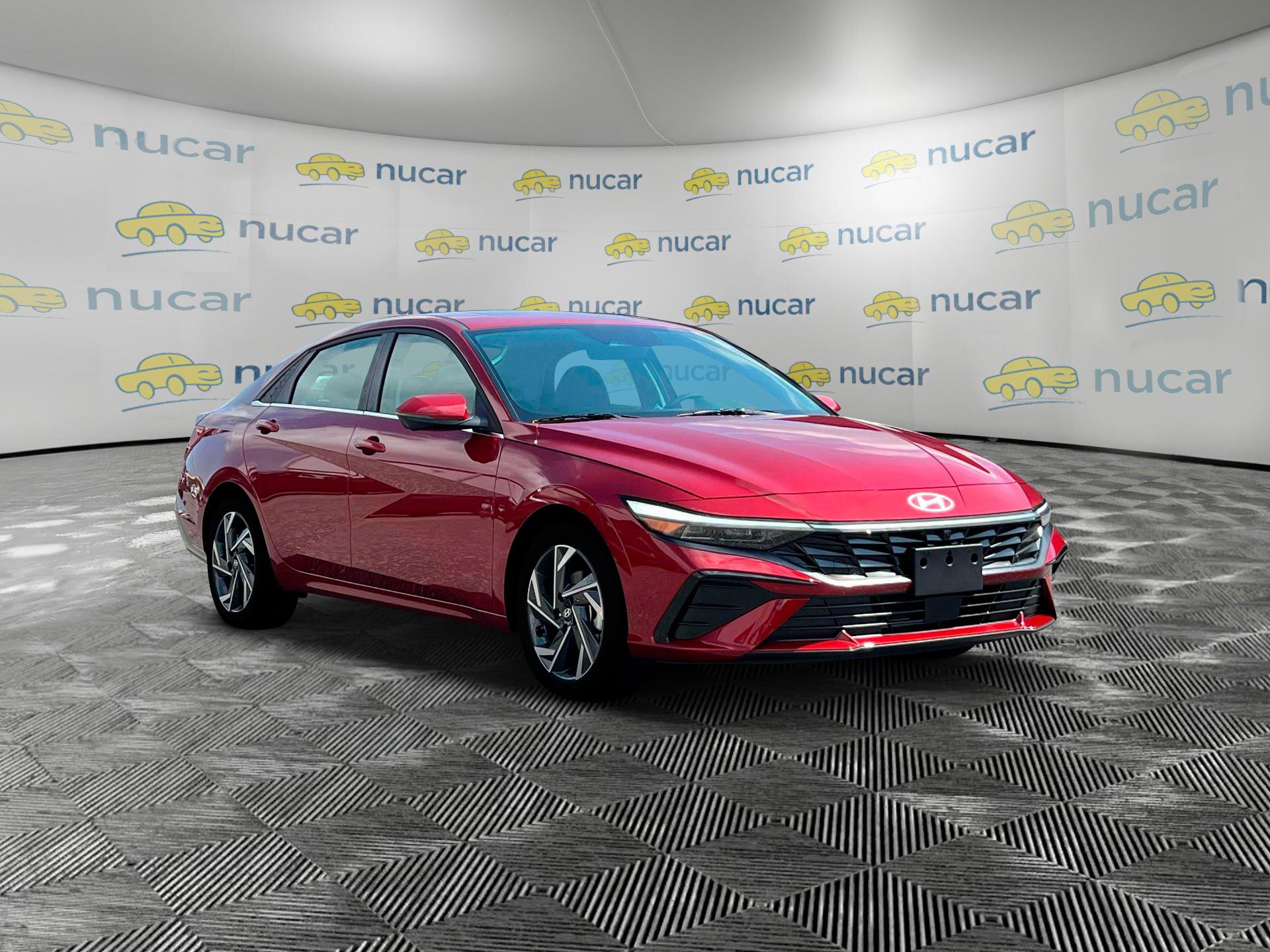 Used 2025 Hyundai Elantra Limited image 11